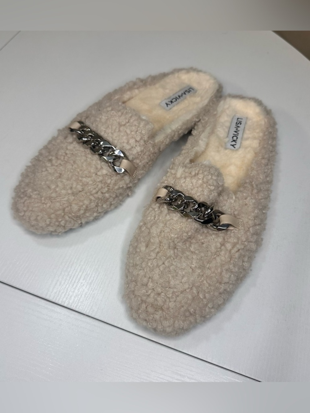 Lisa Vicky Cream Faux-Shearling Chain-Trim Mule